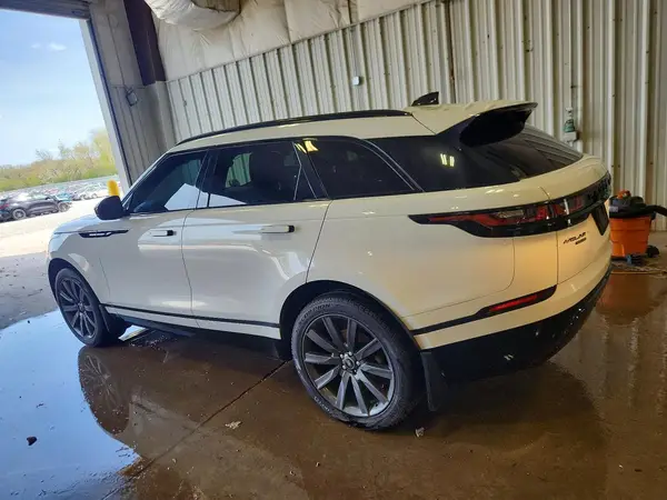 SALYM2RX4JA741906 2018 LAND ROVER RANGE ROVER - Image 2