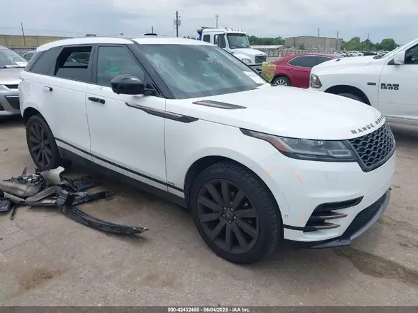 SALYM2RX4JA747575 2018 LAND ROVER RANGE ROVER VELAR - Image 1