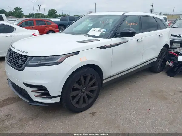 SALYM2RX4JA747575 2018 LAND ROVER RANGE ROVER VELAR - Image 2