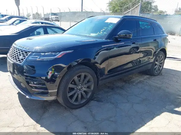 SALYM2RX6JA734035 2018 LAND ROVER RANGE ROVER VELAR - Image 2
