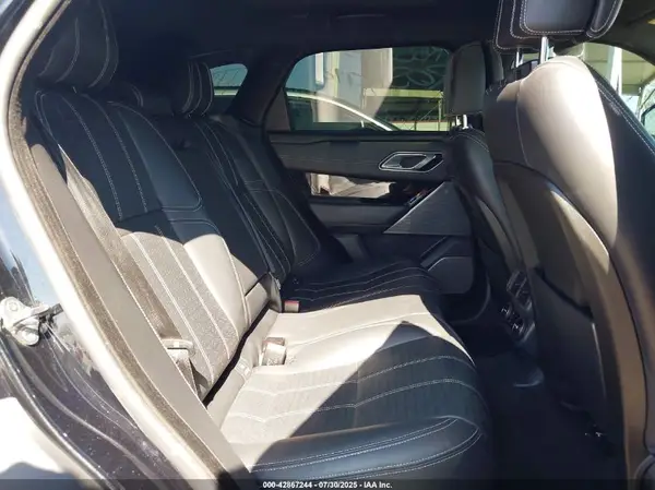 SALYM2RX6JA734035 2018 LAND ROVER RANGE ROVER VELAR - Image 8