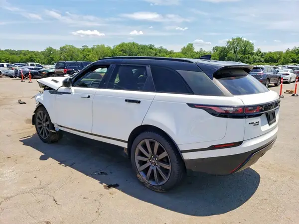 SALYM2RX8JA765920 2018 LAND ROVER RANGE ROVER - Image 2