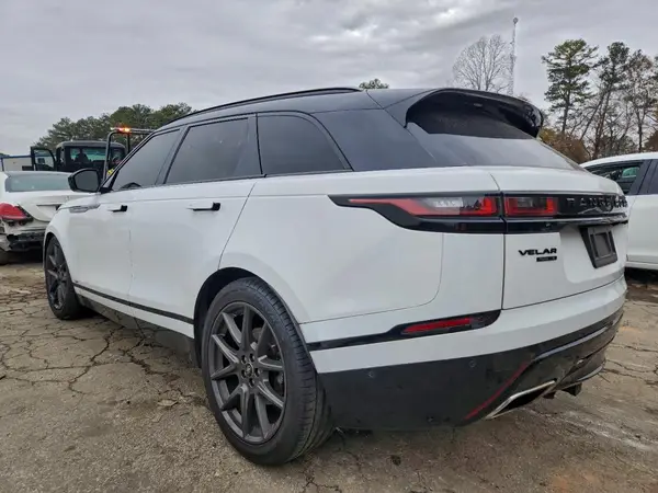 SALYT2EU3MA323176 2021 LAND ROVER RANGE ROVER VELAR - Image 2