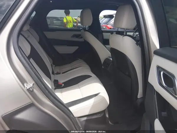 2023 LAND ROVER RANGE ROVER VELAR auction photo 8