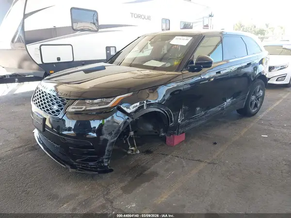 SALYT2EX5MA300055 2021 LAND ROVER RANGE ROVER VELAR - Image 2