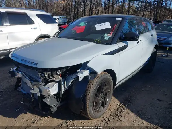 SALZJ2FX0RH236949 2024 LAND ROVER RANGE ROVER EVOQUE - Image 2