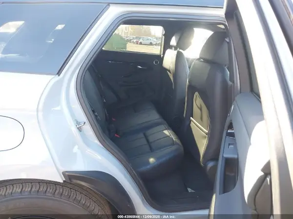 SALZJ2FX0RH236949 2024 LAND ROVER RANGE ROVER EVOQUE - Image 8