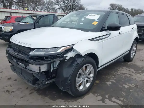 SALZJ2FX1PH206131 2023 LAND ROVER RANGE ROVER EVOQUE - Image 2