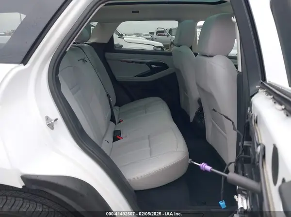SALZJ2FX1PH206131 2023 LAND ROVER RANGE ROVER EVOQUE - Image 8
