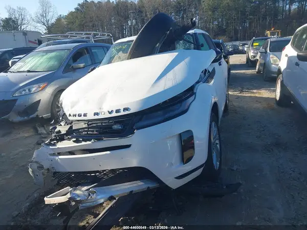 SALZJ2FX2RH256426 2024 LAND ROVER RANGE ROVER EVOQUE - Image 2