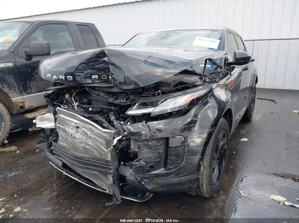 SALZJ2FX5PH215625 2023 LAND ROVER RANGE ROVER EVOQUE - Image 2