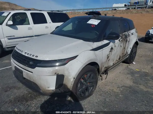 SALZJ2FX5RH253553 2024 LAND ROVER RANGE ROVER EVOQUE - Image 2