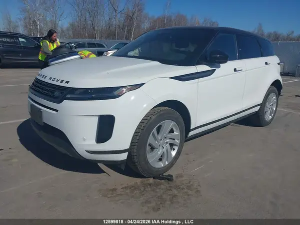 SALZJ2FXXRH248655 2024 LAND ROVER RANGE ROVER EVOQUE - Image 2