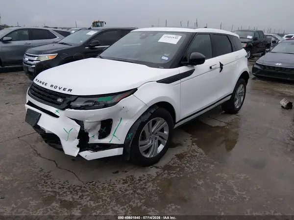 SALZJ2FXXRH257520 2024 LAND ROVER RANGE ROVER EVOQUE - Image 2