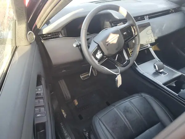 SALZL2FXXRH242686 2024 LAND ROVER RANGE ROVER - Image 8