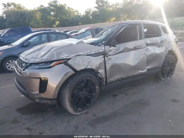 SALZP2FX6MH151315 2021 LAND ROVER RANGE ROVER EVOQUE - Image 2