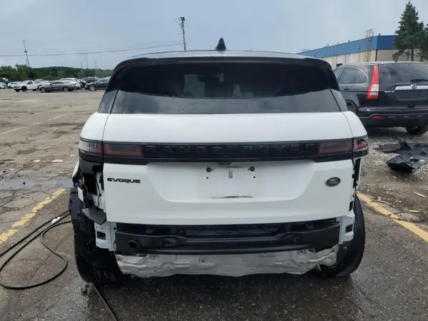 2022 LAND ROVER RANGE ROVER EVOQUE auction photo 6