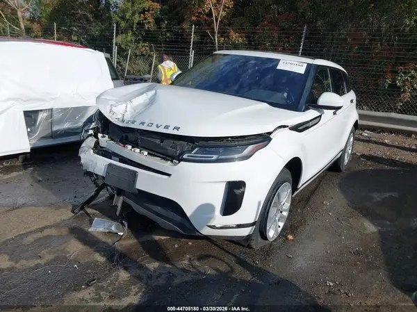 SALZP2FXXLH078061 2020 LAND ROVER RANGE ROVER EVOQUE - Image 2