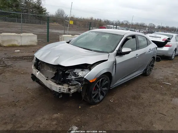 SHHFK7G40JU213568 2018 HONDA CIVIC - Image 2