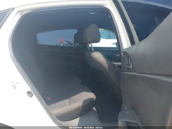 SHHFK7G41KU212074 2019 HONDA CIVIC - Image 8