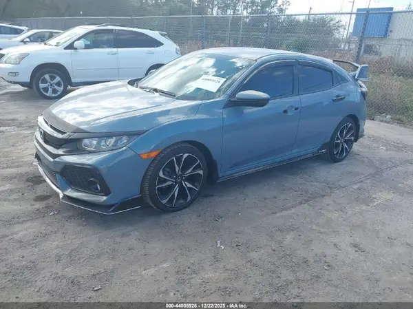 SHHFK7G42JU210834 2018 HONDA CIVIC - Image 2