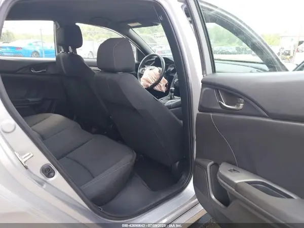 SHHFK7G42JU227004 2018 HONDA CIVIC - Image 8