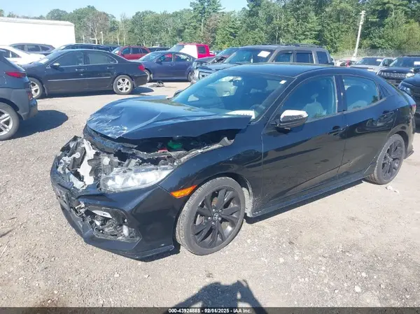 SHHFK7G45JU211671 2018 HONDA CIVIC - Image 2
