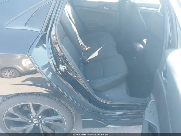 SHHFK7G45JU211671 2018 HONDA CIVIC - Image 8