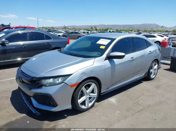 SHHFK7G46JU209945 2018 HONDA CIVIC - Image 2