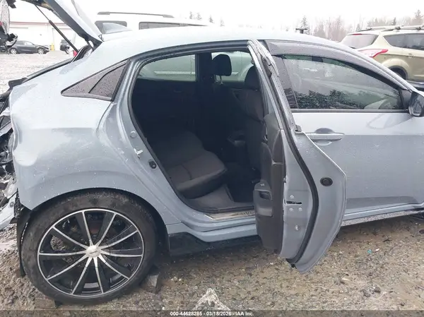 SHHFK7G47JU217083 2018 HONDA CIVIC - Image 8