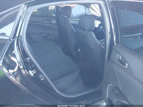 SHHFK7G47JU232781 2018 HONDA CIVIC - Image 8
