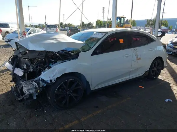 SHHFK7G47JU240394 2018 HONDA CIVIC - Image 2
