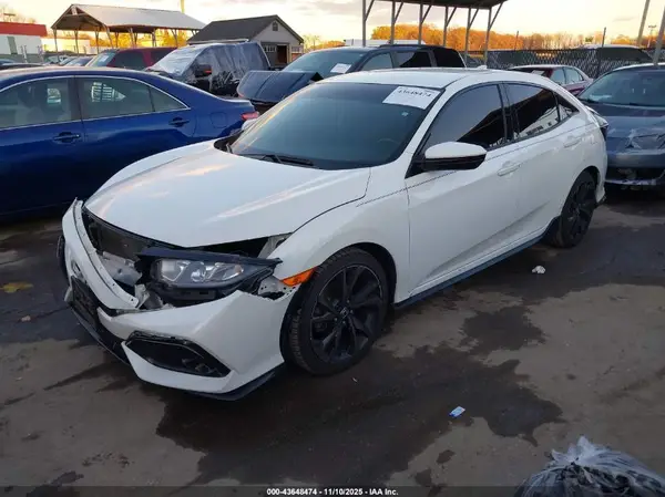 SHHFK7G4XJU217868 2018 HONDA CIVIC - Image 2