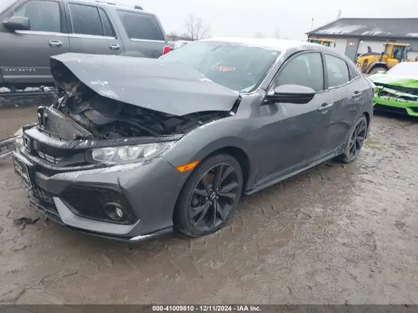 SHHFK7G4XJU221774 2018 HONDA CIVIC - Image 2