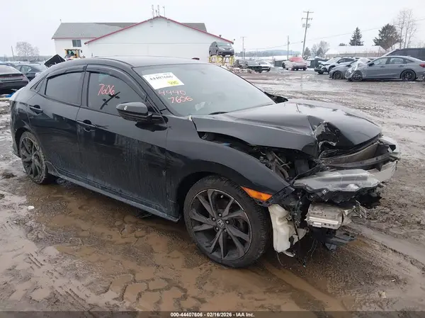 SHHFK7G4XJU226036 2018 HONDA CIVIC - Image 1