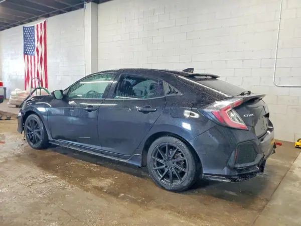 SHHFK7G4XJU235898 2018 HONDA CIVIC - Image 2