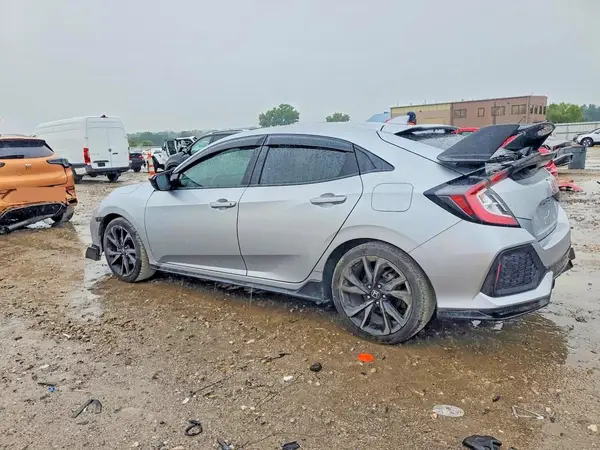 SHHFK7G4XKU216897 2019 HONDA CIVIC - Image 2