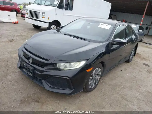 SHHFK7H20JU424153 2018 HONDA CIVIC - Image 2