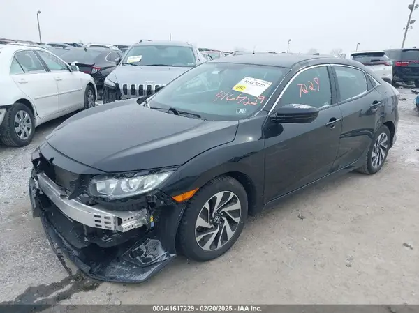 SHHFK7H24JU425158 2018 HONDA CIVIC - Image 2