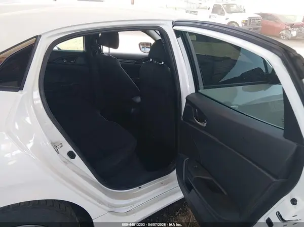 SHHFK7H25JU215426 2018 HONDA CIVIC - Image 8