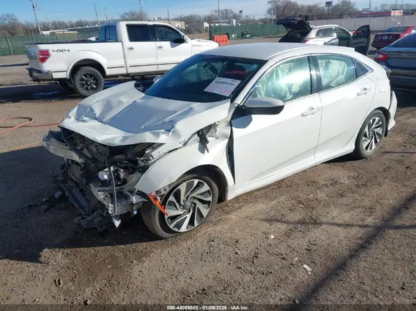 SHHFK7H25JU215443 2018 HONDA CIVIC - Image 2
