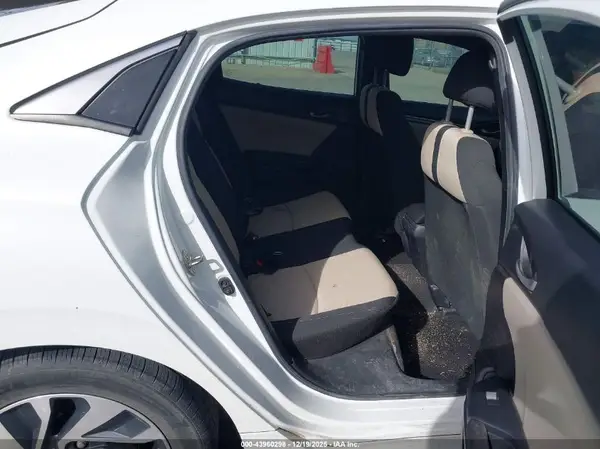 SHHFK7H26HU212738 2017 HONDA CIVIC - Image 8