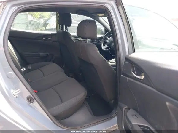SHHFK7H28HU420829 2017 HONDA CIVIC - Image 8