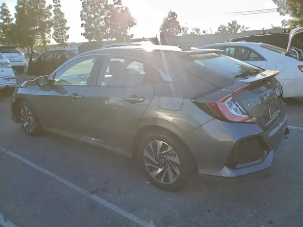 SHHFK7H28JU401719 2018 HONDA CIVIC - Image 2
