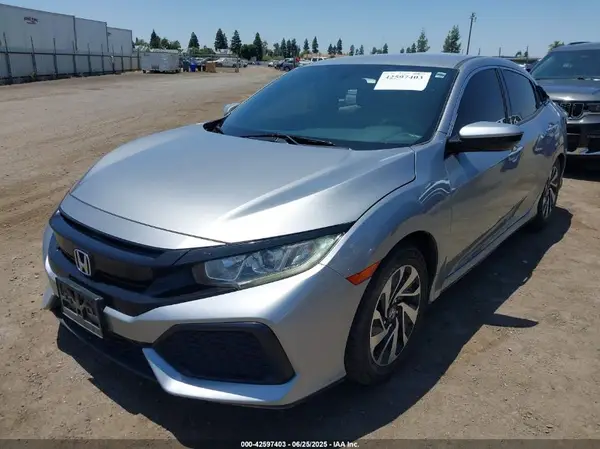 SHHFK7H28JU404135 2018 HONDA CIVIC - Image 2