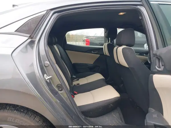 SHHFK7H2XJU230861 2018 HONDA CIVIC - Image 8