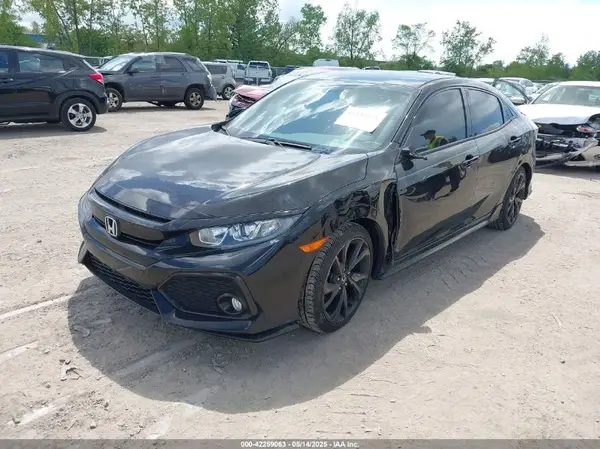 SHHFK7H40JU211141 2018 HONDA CIVIC - Image 2
