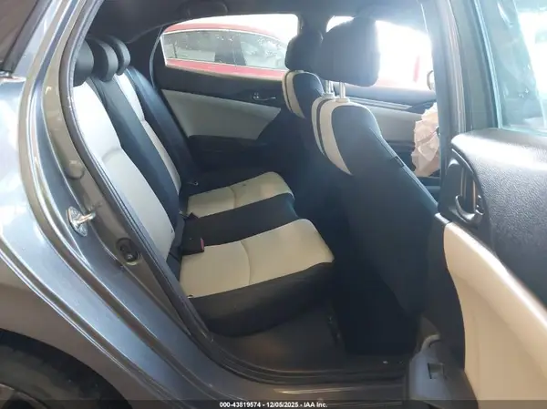 SHHFK7H40JU215058 2018 HONDA CIVIC - Image 8