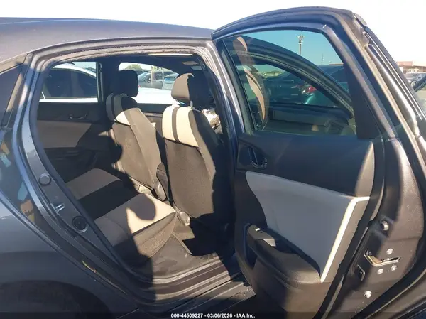 SHHFK7H40JU215061 2018 HONDA CIVIC - Image 8