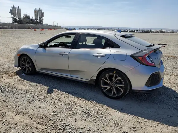 SHHFK7H40JU419679 2018 HONDA CIVIC - Image 2